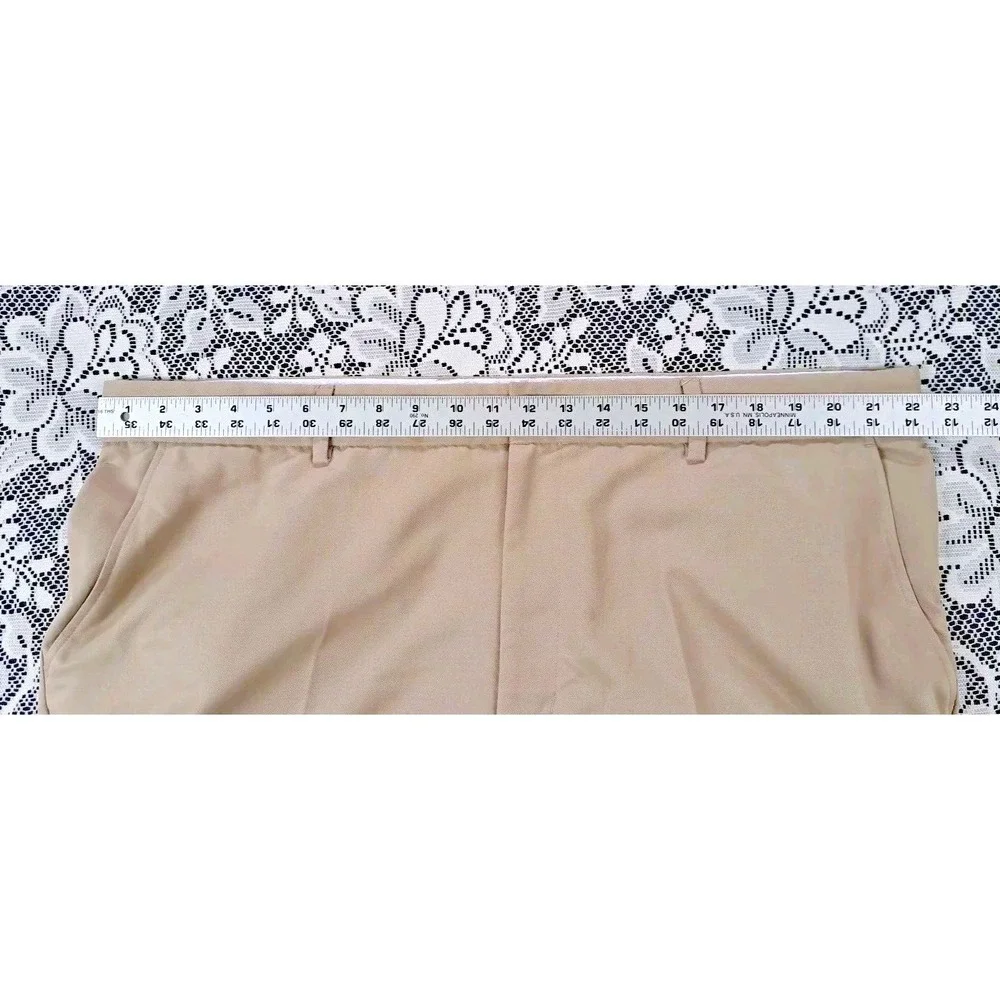 Greg Norman Golf Shorts Men Sz 42 Tan Flat Front Slash Pockets Polyester Pre-own